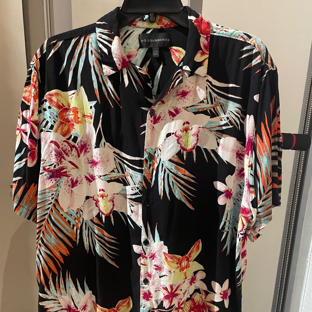 🌟 Unisex No Boundaries 🌺 Hawaiian Floral Button Up Shirt L (42-44)
